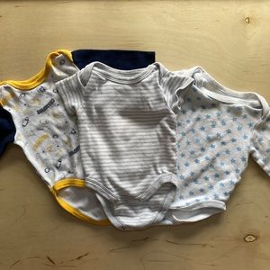 Bundle of Bodysuit Onesies 3-6 Months
